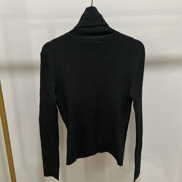 Par•a•phrase Turtleneck Sweater - Picture 2 of 2